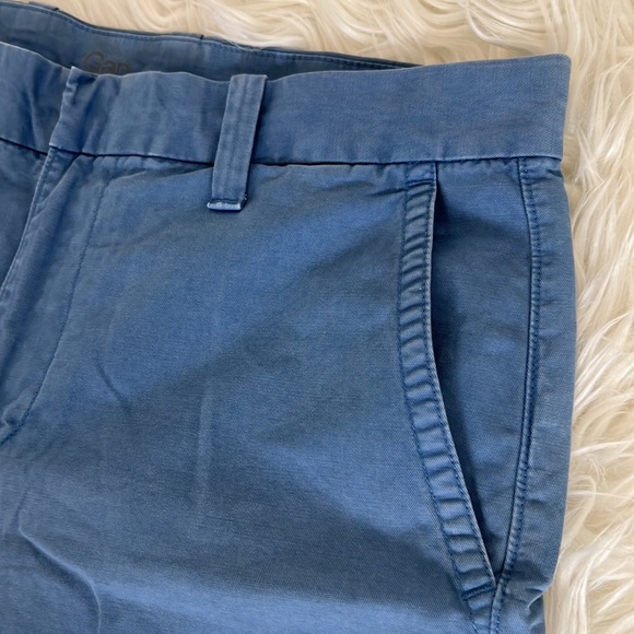 Gap Shorts - Picture 5 of 13